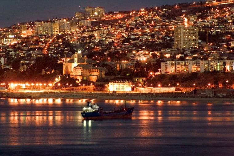 Diferença de fuso horário mês por mês em Valparaíso
