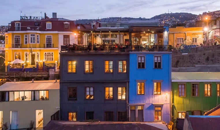 Fachada de hotel Fauna em Valparaíso