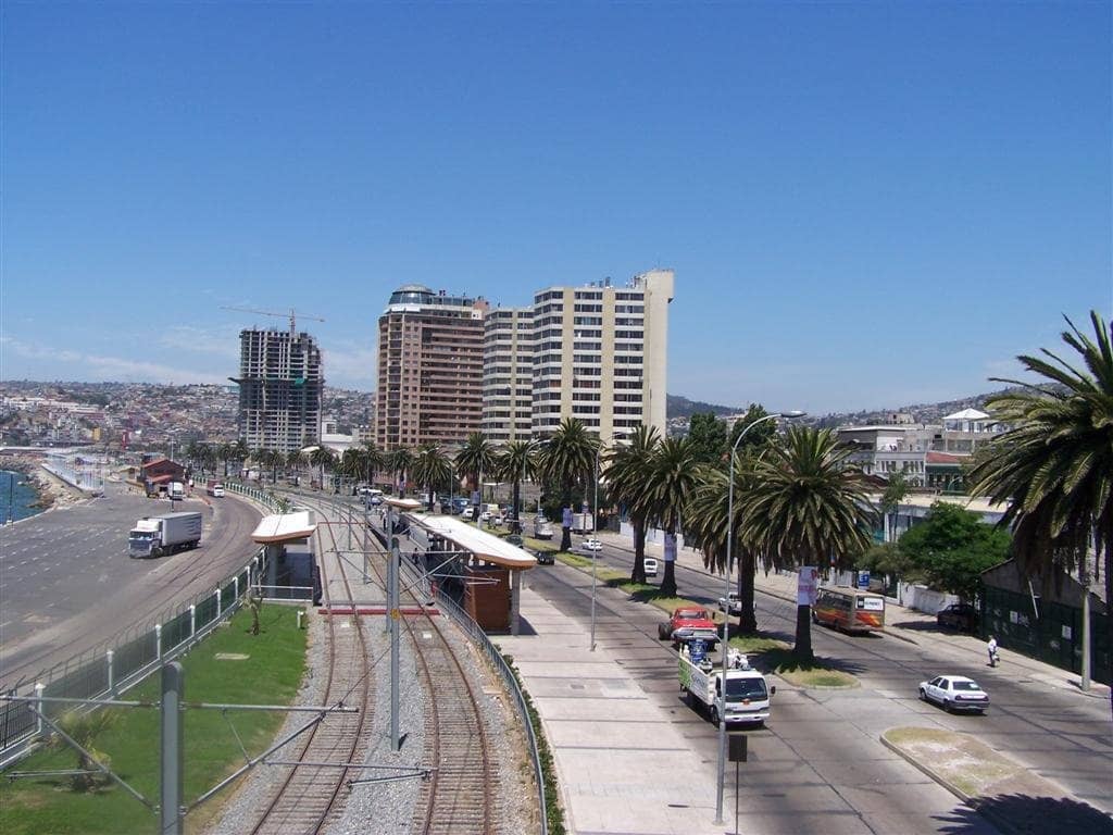 Estrada da viagem de carro de Viña del Mar à Valparaíso