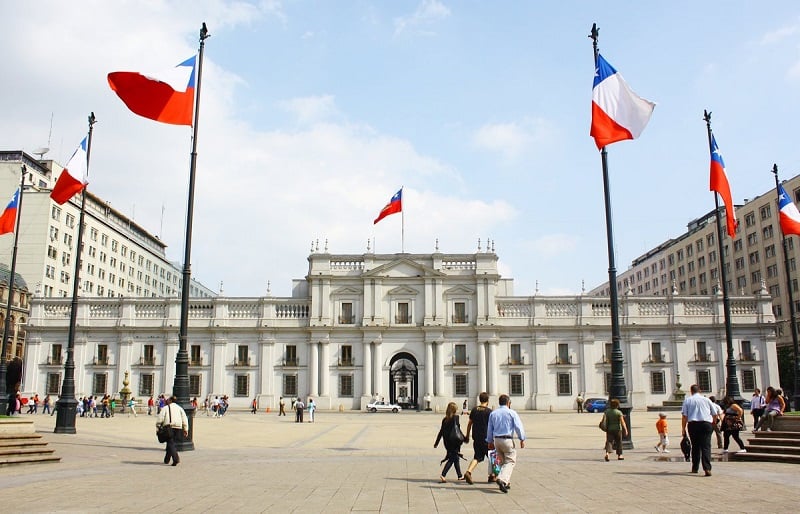 Conhecer o Palácio de La Moneda em Santiago no mês de abril