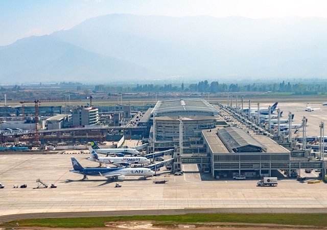 Transfer do aeroporto de Santiago até o centro turístico