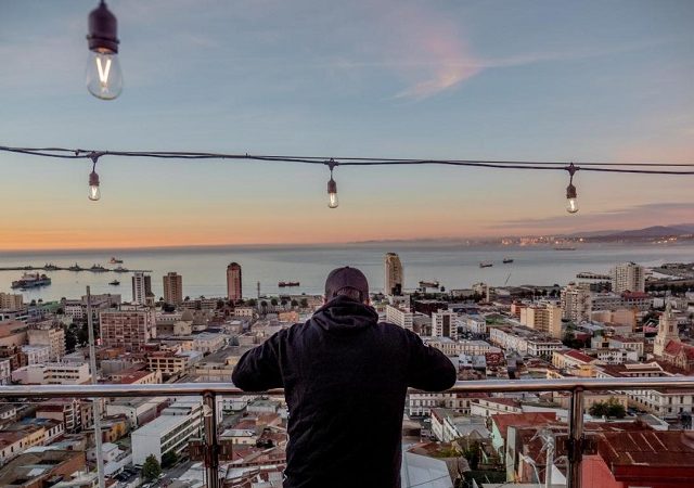 Ótimos terraços para assistir ao pôr do sol em Valparaíso